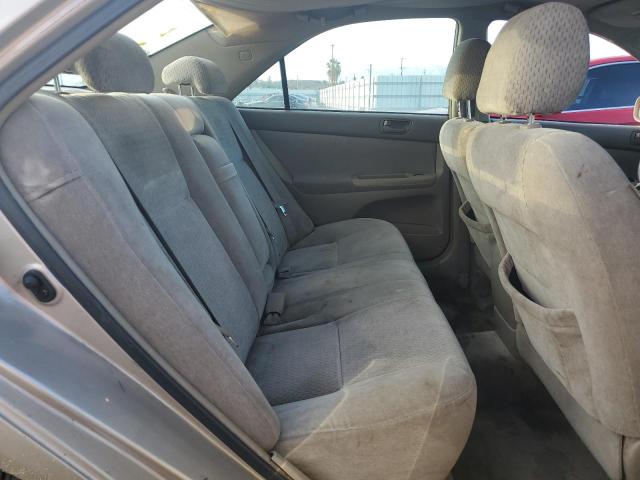 Photo 10 from auction – 2004 TOYOTA CAMRY LE with VIN 4T1BF30K94U072481