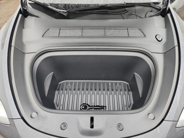 Photo 11 from auction – 2025 TESLA MODEL Y with VIN 7SAYGDEE2SA348672