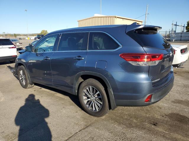 Photo 2 from auction – 2017 TOYOTA HIGHLANDER with VIN 5TDJZRFH6HS440003