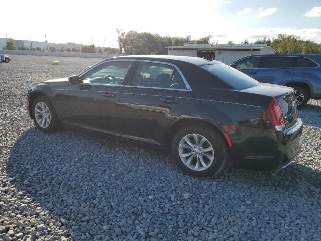 Photo 2 from auction – 2015 CHRYSLER 300 LIMITE with VIN 2C3CCAAG1FH832817
