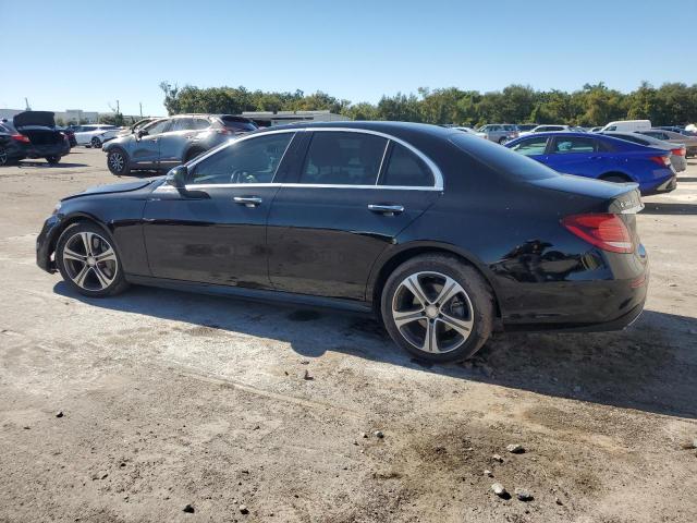 Photo 2 from auction – 2017 MERCEDES-BENZ E 300 with VIN WDDZF4JB2HA159692