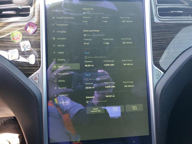 Photo 9 from auction – 2014 TESLA MODEL S with VIN 5YJSA1H18EFP65443