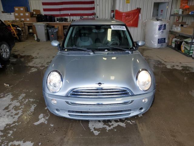 Photo 5 from auction – 2006 MINI COOPER with VIN WMWRC33586TK68239