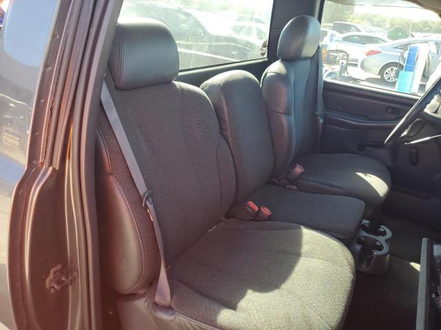 Photo 10 from auction – 2001 CHEVROLET SILVERADO with VIN 1GCEC14W81Z239407