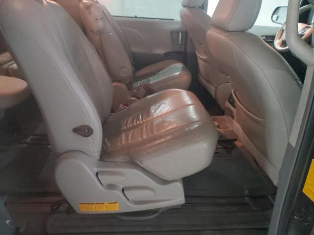 Photo 11 from auction – 2011 TOYOTA SIENNA XLE with VIN 5TDYK3DC2BS099259