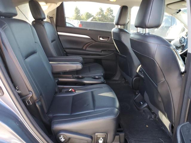 Photo 11 from auction – 2017 TOYOTA HIGHLANDER with VIN 5TDJZRFH6HS440003