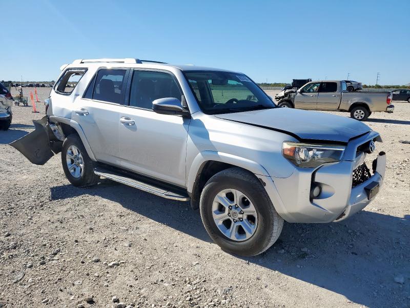 Photo 4 from auction – 2017 TOYOTA 4RUNNER SR with VIN JTEZU5JR7H5155774