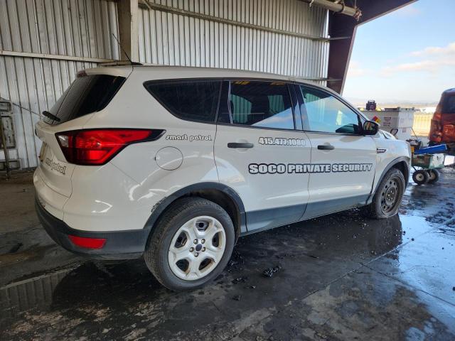 Photo 3 from auction – 2019 FORD ESCAPE S with VIN 1FMCU0F7XKUC28097