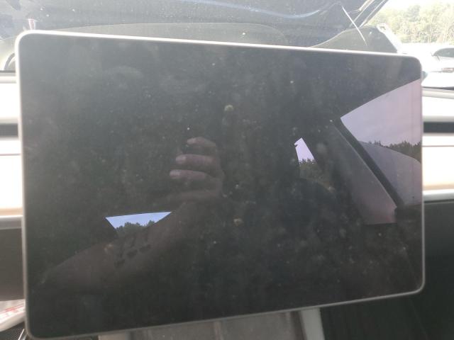 Photo 9 from auction – 2022 TESLA MODEL Y with VIN 7SAYGDEEXNF329469