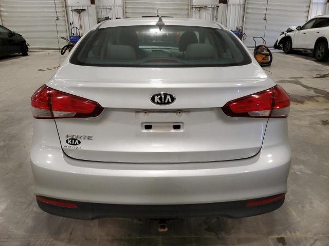 Photo 6 from auction – 2017 KIA FORTE LX with VIN 3KPFK4A70HE045403
