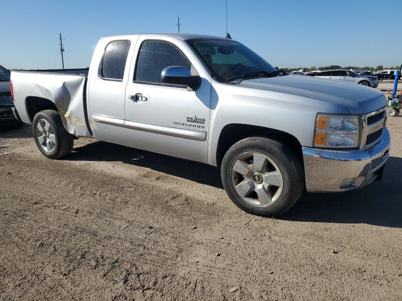 Photo 4 from auction – 2013 CHEVROLET SILVERADO with VIN 1GCRCSE06DZ106537