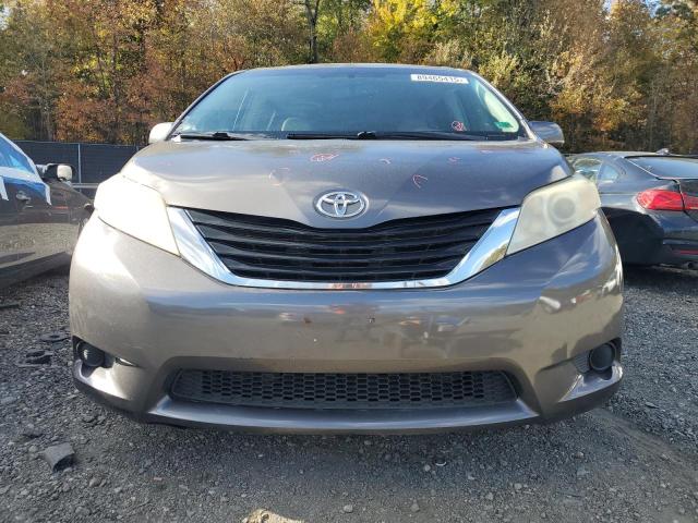 Photo 5 from auction – 2011 TOYOTA SIENNA LE with VIN 5TDKK3DC0BS137982