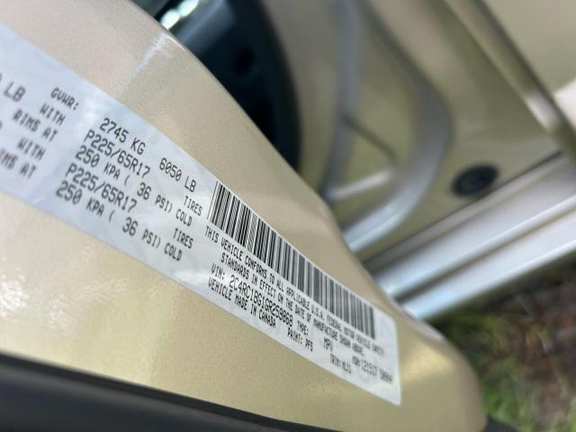 Photo 10 from auction – 2016 CHRYSLER TOWN & COU with VIN 2C4RC1BG1GR259868