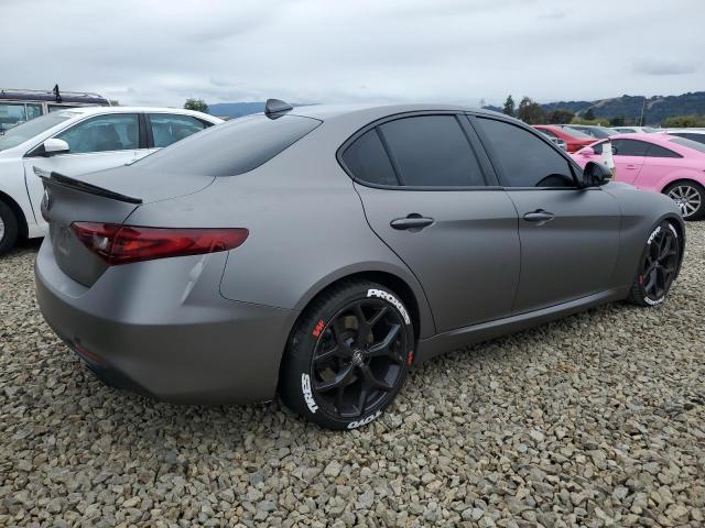 Photo 3 from auction – 2019 ALFA ROMEO GIULIA with VIN ZARFAMAN1K7622471