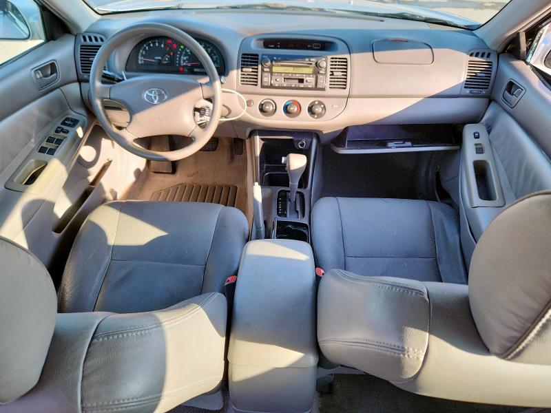 Photo 8 from auction – 2004 TOYOTA CAMRY LE with VIN 4T1BF32K04U063097