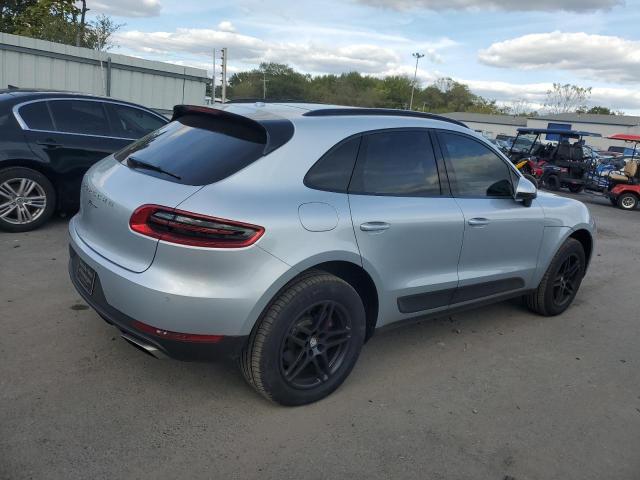 Photo 3 from auction – 2017 PORSCHE MACAN with VIN WP1AA2A58HLB06633
