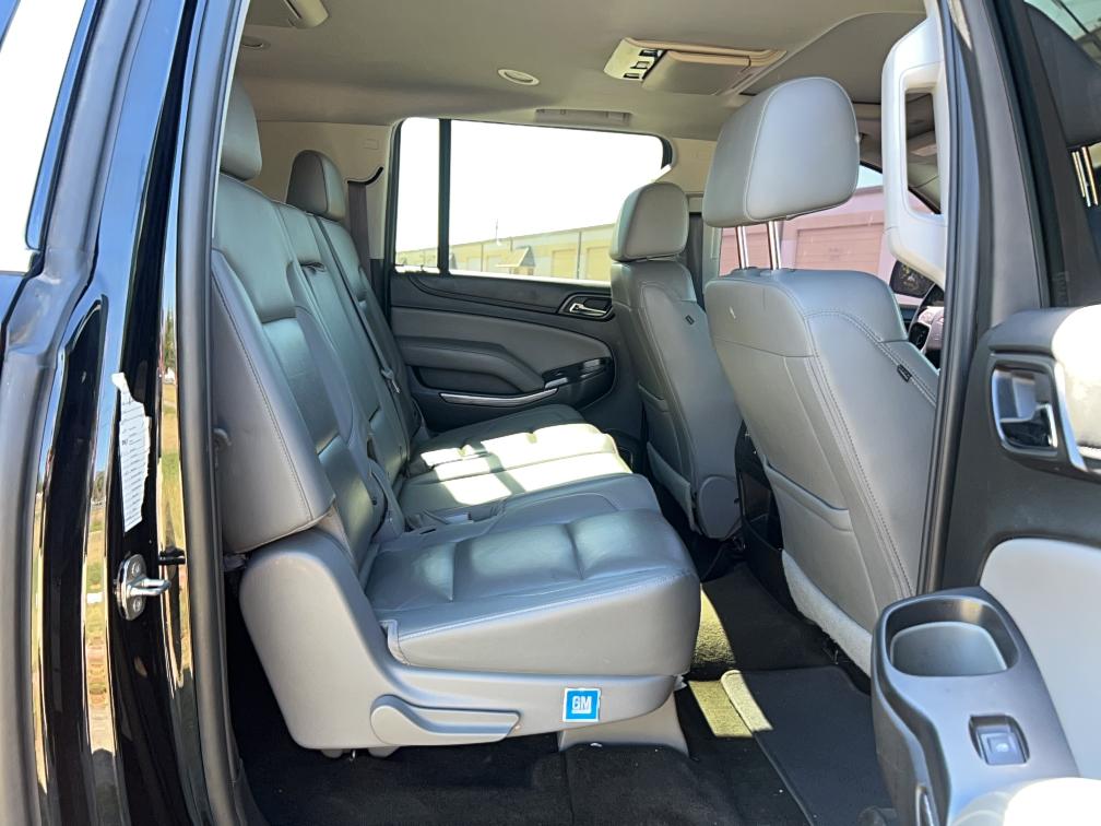 Photo 6 from auction – 2017 CHEVROLET SUBURBAN C with VIN 1GNSCHKC8HR248078