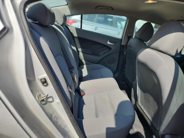 Photo 10 from auction – 2018 KIA FORTE LX with VIN 3KPFK4A78JE200172