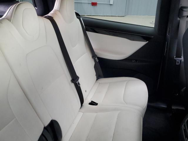 Photo 10 from auction – 2019 TESLA MODEL X with VIN 5YJXCAE47KF188768