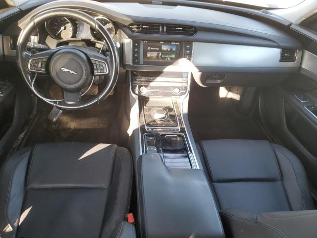 Photo 8 from auction – 2017 JAGUAR XF with VIN SAJBR4BV0HCY30293