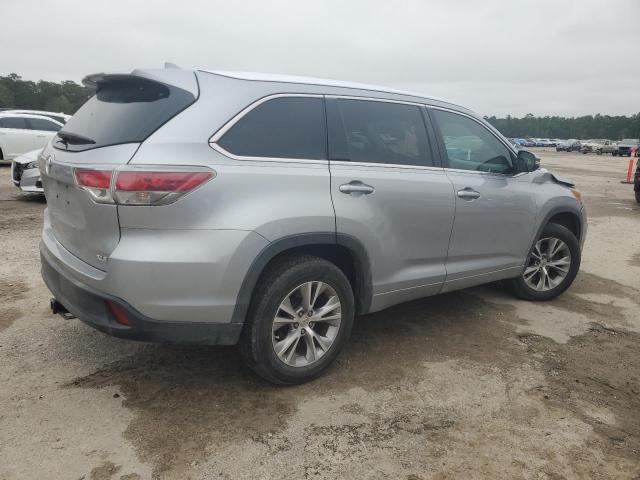 Photo 3 from auction – 2015 TOYOTA HIGHLANDER with VIN 5TDKKRFH0FS069457
