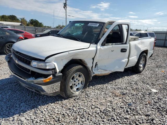 CHEVROLET SILVERADO 2000 with VIN 1GCEC14W4YZ145356 - Photo from auction