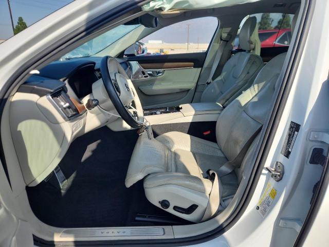 Photo 7 from auction – 2018 VOLVO S90 T8 INS with VIN LVYBC0AL4JP034307