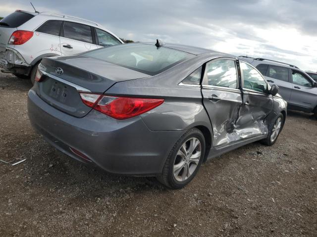 Photo 3 from auction – 2011 HYUNDAI SONATA with VIN 5NPEB4AC5BH146738