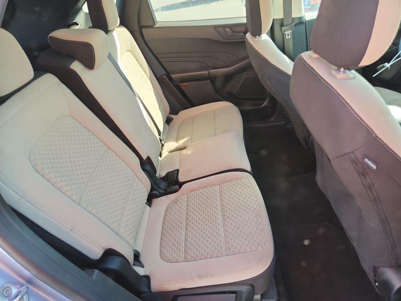 Photo 10 from auction – 2022 FORD ESCAPE SE with VIN 1FMCU0G65NUA54823