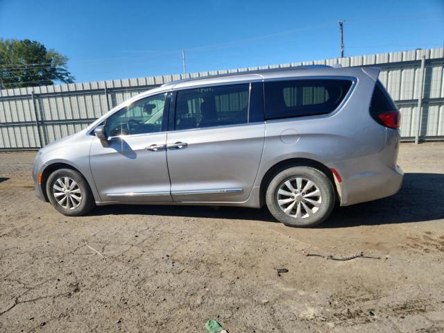 Photo 2 from auction – 2019 CHRYSLER PACIFICA with VIN 2C4RC1BG7KR566843