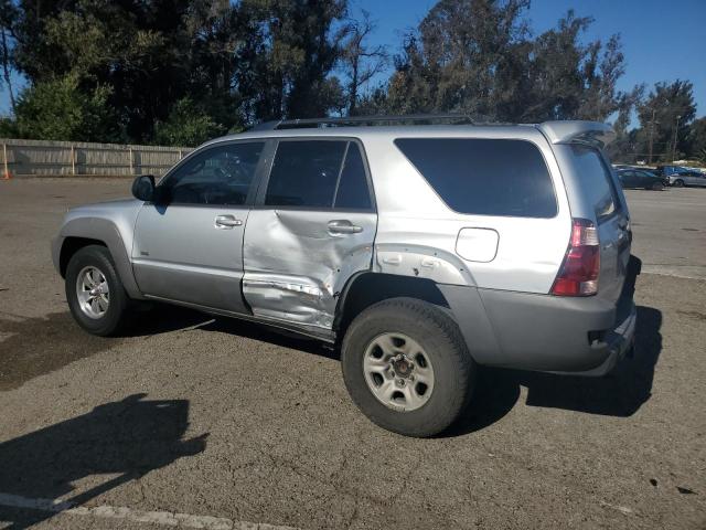 Photo 2 from auction – 2003 TOYOTA 4RUNNER SR with VIN JTEZT14R530002842