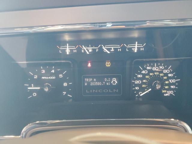 Photo 9 from auction – 2009 LINCOLN NAVIGATOR with VIN 5LMFU28569EJ02096