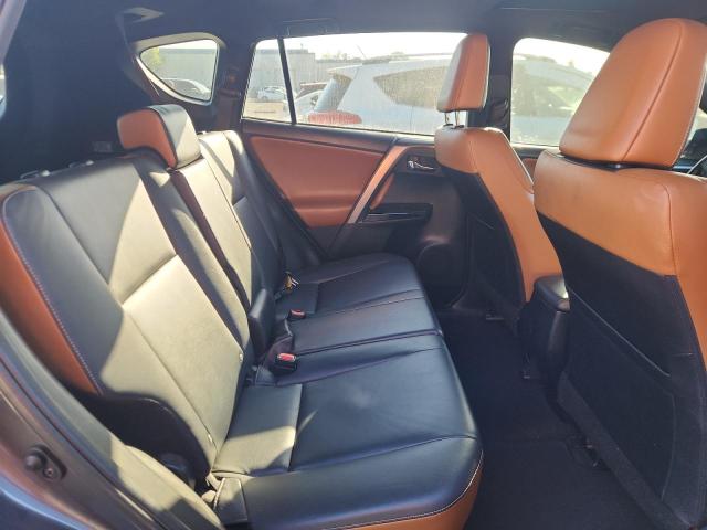Photo 10 from auction – 2017 TOYOTA RAV4 SE with VIN JTMNFREV6HD103523