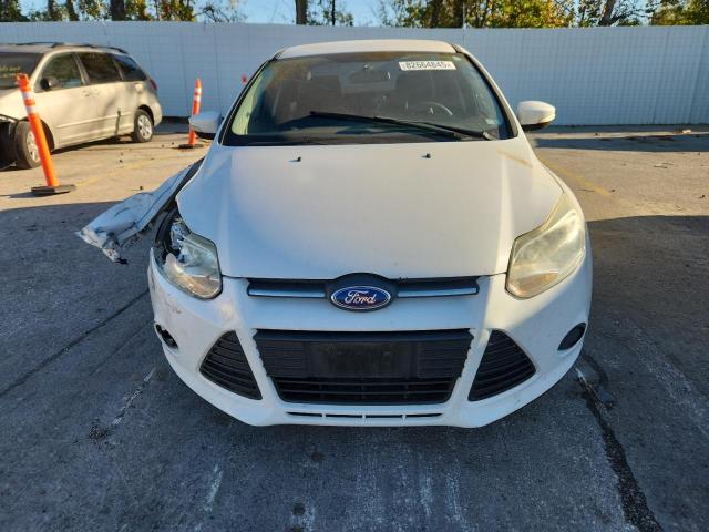 Photo 5 from auction – 2014 FORD FOCUS SE with VIN 1FADP3F22EL460909