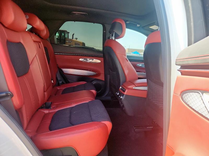 Photo 11 from auction – 2023 GENESIS GV70 BASE with VIN KMUMADTB5PU094167