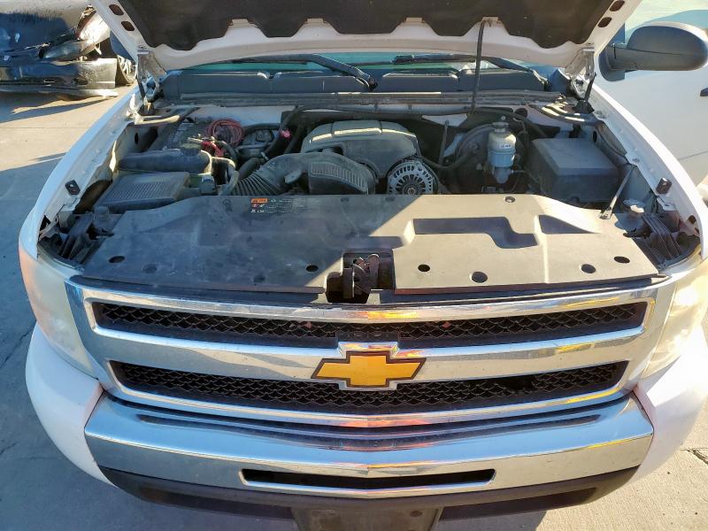 Photo 11 from auction – 2011 CHEVROLET SILVERADO with VIN 1GCRCREA7BZ451221