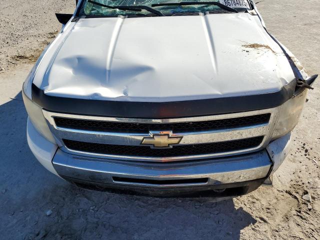 Photo 11 from auction – 2011 CHEVROLET SILVERADO with VIN 1GCRKSE3XBZ440998