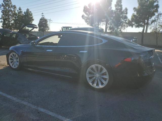 Photo 2 from auction – 2019 TESLA MODEL S with VIN 5YJSA1E25KF299740