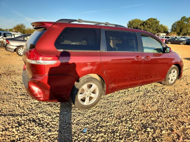 Photo 3 from auction – 2013 TOYOTA SIENNA LE with VIN 5TDKK3DC8DS326835