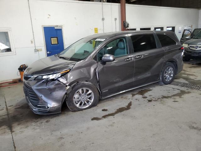 TOYOTA SIENNA XLE 2021 with VIN 5TDYSKFC2MS015192 - Photo from auction