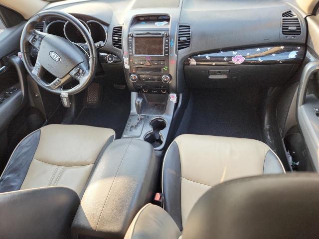 Photo 8 from auction – 2011 KIA SORENTO EX with VIN 5XYKU4A20BG038541