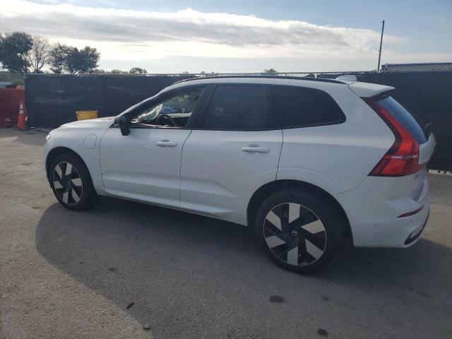Photo 2 from auction – 2025 VOLVO XC60 PLUS with VIN YV4H60RC0S1027045