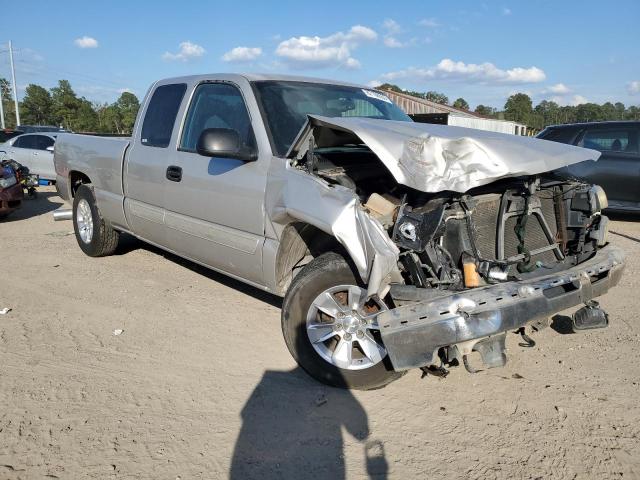 Photo 4 from auction – 2004 CHEVROLET SILVERADO with VIN 2GCEC19V641150366