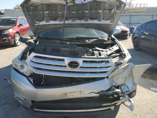 Photo 5 from auction – 2013 TOYOTA HIGHLANDER with VIN 5TDBK3EH7DS193043