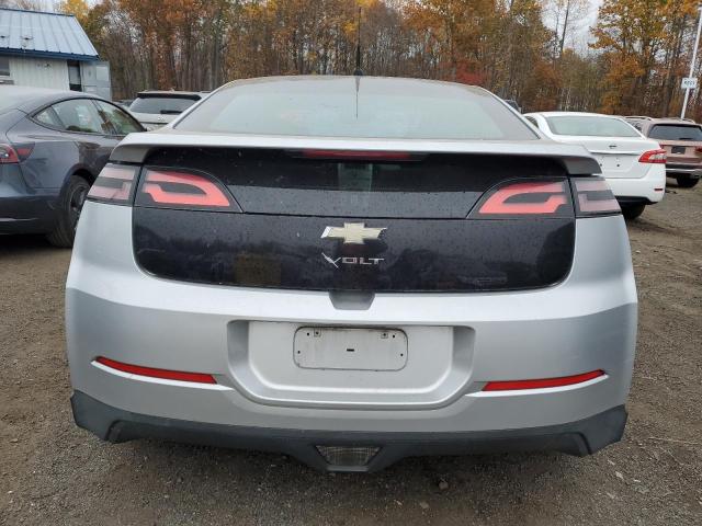 Photo 6 from auction – 2011 CHEVROLET VOLT with VIN 1G1RC6E40BU103971