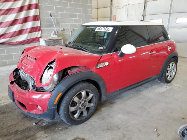 MINI COOPER S 2010 with VIN WMWMF7C50ATZ70119 - Photo from auction