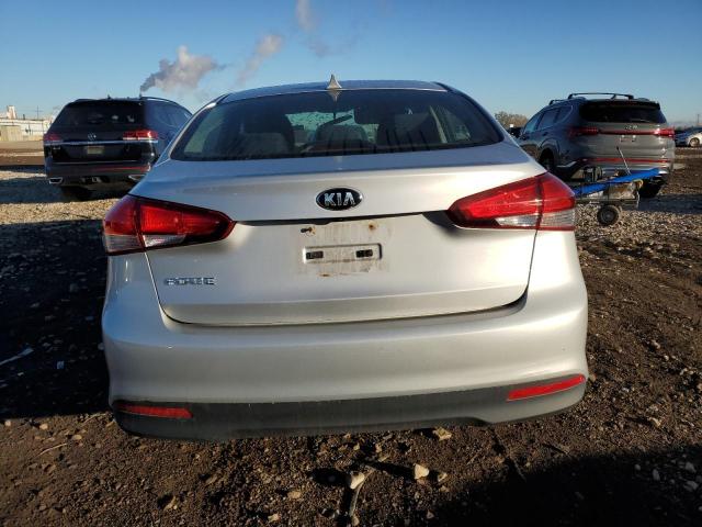 Photo 6 from auction – 2017 KIA FORTE LX with VIN 3KPFL4A7XHE055238