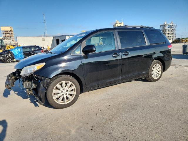 TOYOTA SIENNA XLE 2013 with VIN 5TDDK3DC8DS069345 - Photo from auction