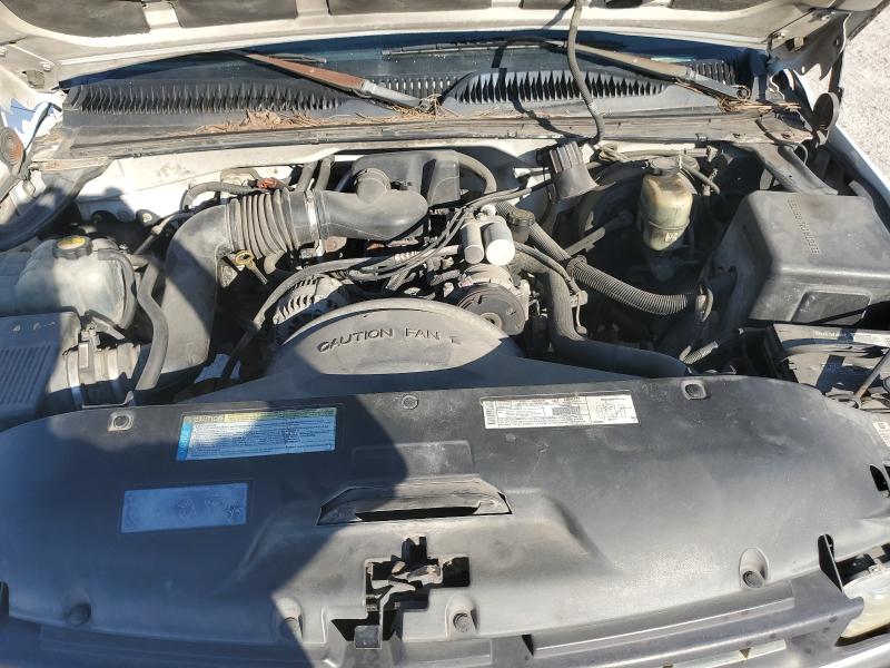 Photo 11 from auction – 2000 CHEVROLET SILVERADO with VIN 1GCEC14W6YE277882