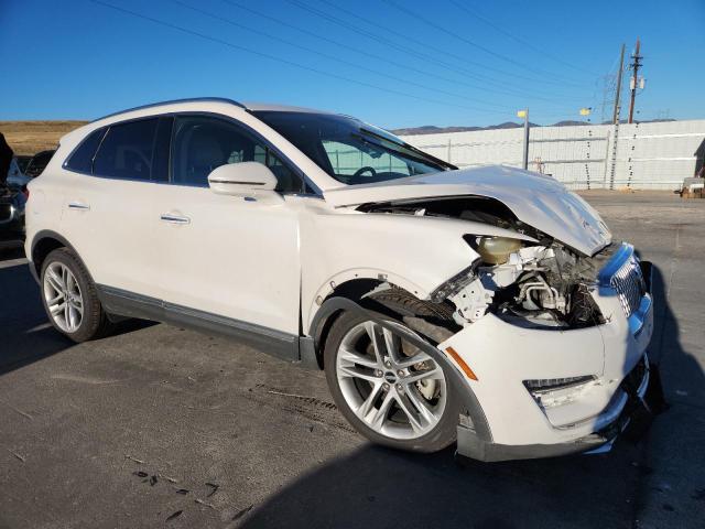 Photo 4 from auction – 2019 LINCOLN MKC RESERV with VIN 5LMCJ3D97KUL42621